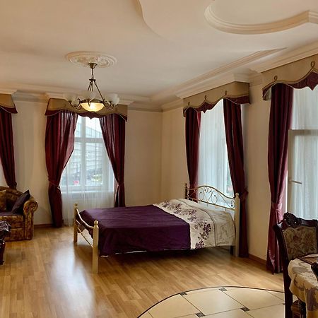 History На Проспекті Свободи 49 Lviv Eksteriør billede