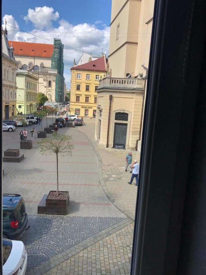 History На Проспекті Свободи 49 Lviv Eksteriør billede